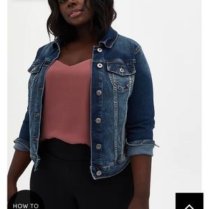 TORRID HD Medium Wash Denim Trucker Denim Jacket